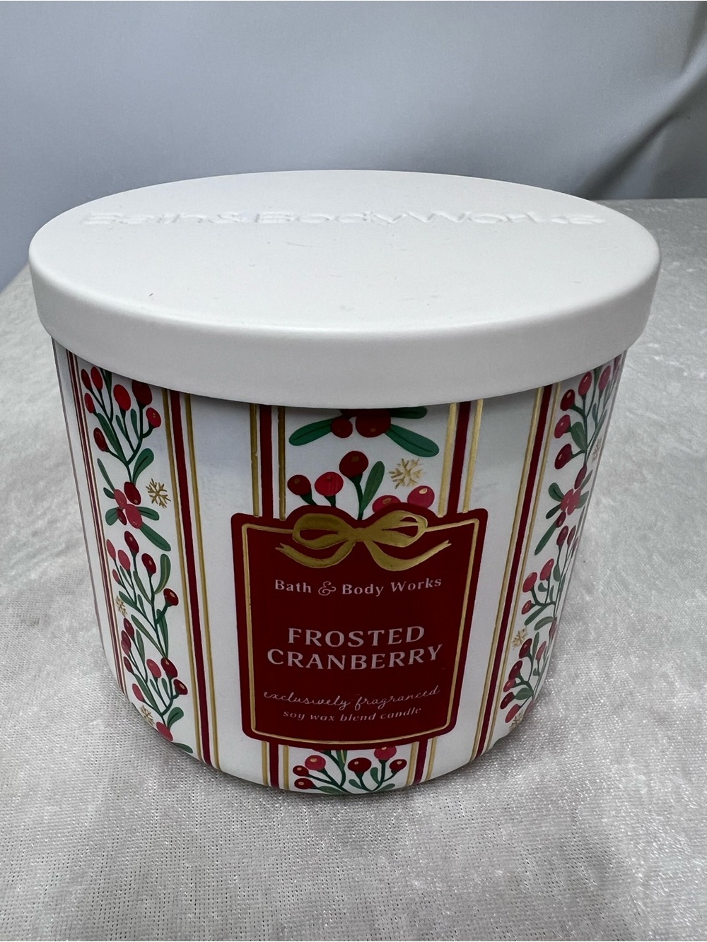 Bath & Body Works Frosted Cranberry Scented Candle 14.5 oz.